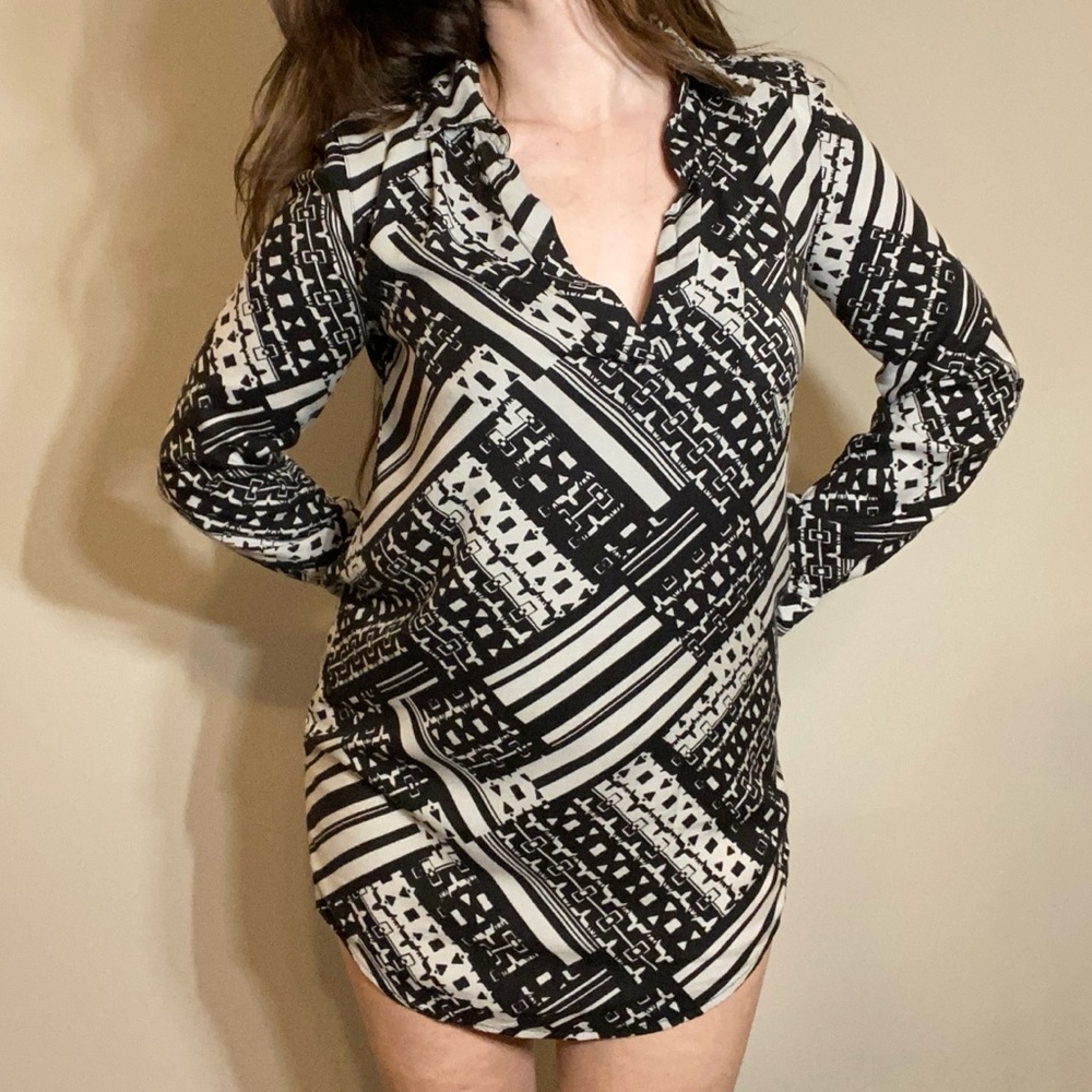 Sparkle & Fade Shirt Dress / Tunic in Black & White Geometric Print
